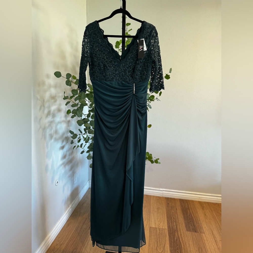 NWT - B&A BY BETSY & ADAM WOMEN'S LONG EMBELLISHED 3/4 SLEEVE DRESS SIZE 12